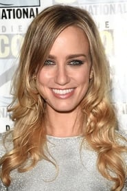 Ruta Gedmintas as Shelly Martin