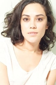 Mishel Prada as Carolyn Alibon