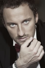 Francesco Facchinetti as Capitano Virtuale