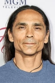 Zahn McClarnon 300x450