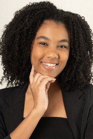 Milena Pinheiro photo 3