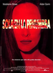 Sola en la penumbra poster