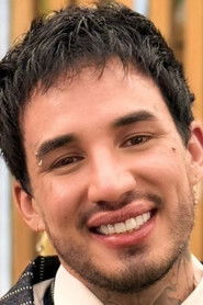 Valentino L&aacute;zaro is Self