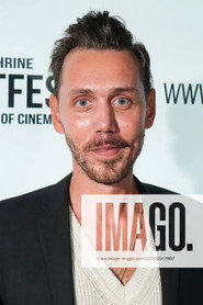 Constantin Symsiris 500x750