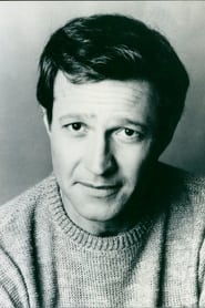 Charles Siebert as Phil Manning