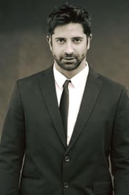 Elí Cay as Ruben Velez