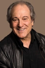 Mariano Venancio as Súper