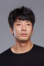 Cho Wan-ki as Kim Jun-min