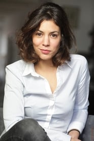 Myriam Bourguignon as Nour Mezzache