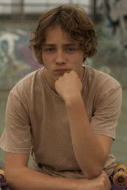 Lee Halley as Gus Bell