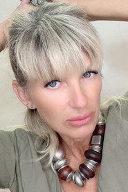 Olga Ball' photo 3