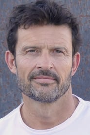 Franck Jolly as Maxime Linal