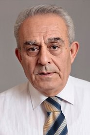 İsmail Düvenci as Hakim