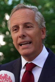 Leslie de Ruiter is Self