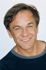 Peter Davor as Günther Sperber