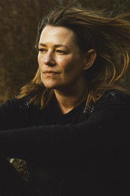 Emilie De Roo 500x750