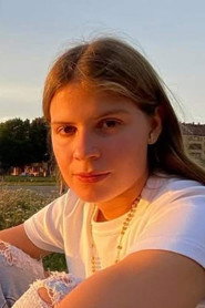 Greta Farelo portrait