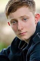 Shaun Aylward as Street Kid