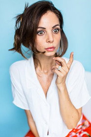 Farrah Aviva 666x1000