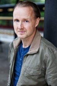 Holger Handtke as Anton Kovacek