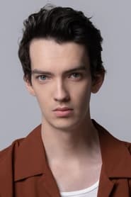 Kodi Smit-McPhee headshot