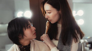 她的唇，她的吻