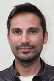 Ayaz Shah as Cheftjener Marienlyst