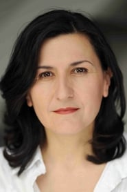 Şiir Eloğlu as Frau Kelek