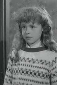 Roberta Tovey as Carole