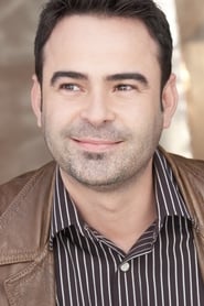 Nelson Ascencio as Enrique Alvarez