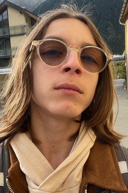 Sacha Hariuc 2000x3000