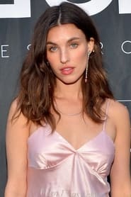 Image Rainey Qualley