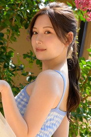 Tsumugi Akari