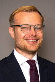 Portrait de Michael Shanks