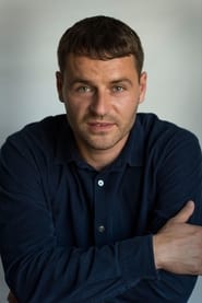 Niklas Herskind as Esmer