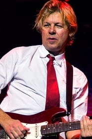 Jeff Golub as Guitar