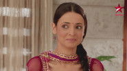 Khushi Bothers Arnav