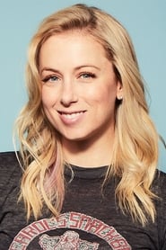 Iliza Shlesinger as Cissy Davis