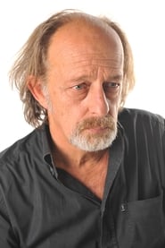 Paolo De Vita as Leopoldo's Co-worker