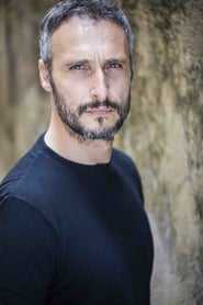 Jgor Barbazza as Damiano Bauer