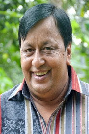Afzal Sharif as Hossain in Jamai Shashur