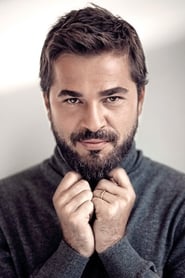 Engin Altan Düzyatan as Timur