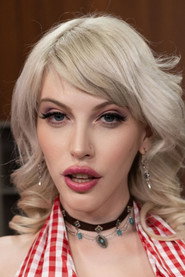 Izzy Wilde photo 4