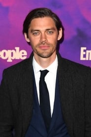 Tom Payne 310x465