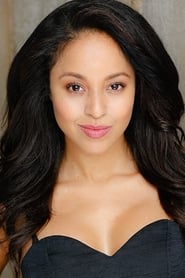 Michelly Farias as Natalie