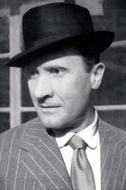 Paolo Stoppa as Lawyer Alcamo (segment "Il lavoro") (uncredited)