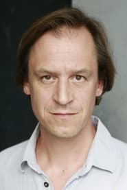Jan-Peter Kampwirth as Cybercop Paulig