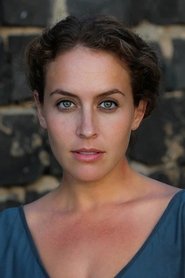 Danielle Delaunay as Hannah Scanlon