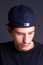 Lucas Valesi 2000x3000