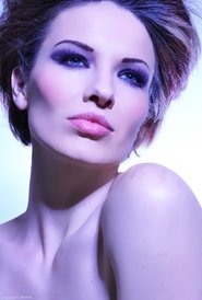 Anna Marie Capilli as Contestant